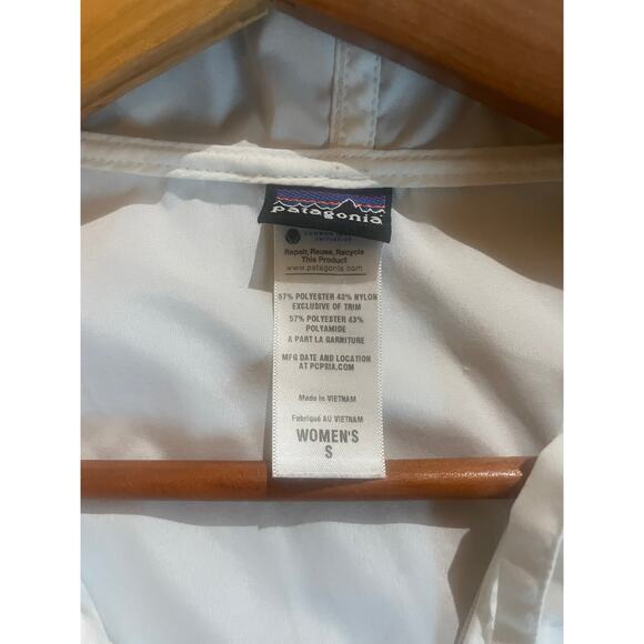 PATAGONIA Zip Front Hooded Windbreaker Jacket - Picture 5 of 9